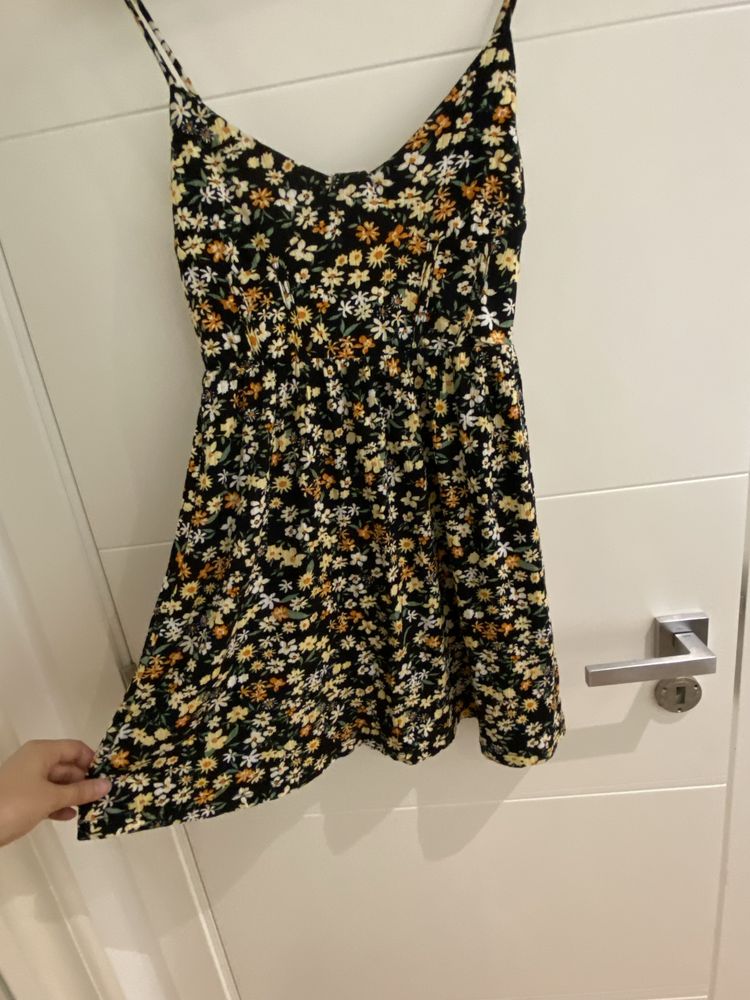 Vestido florido - Bershka