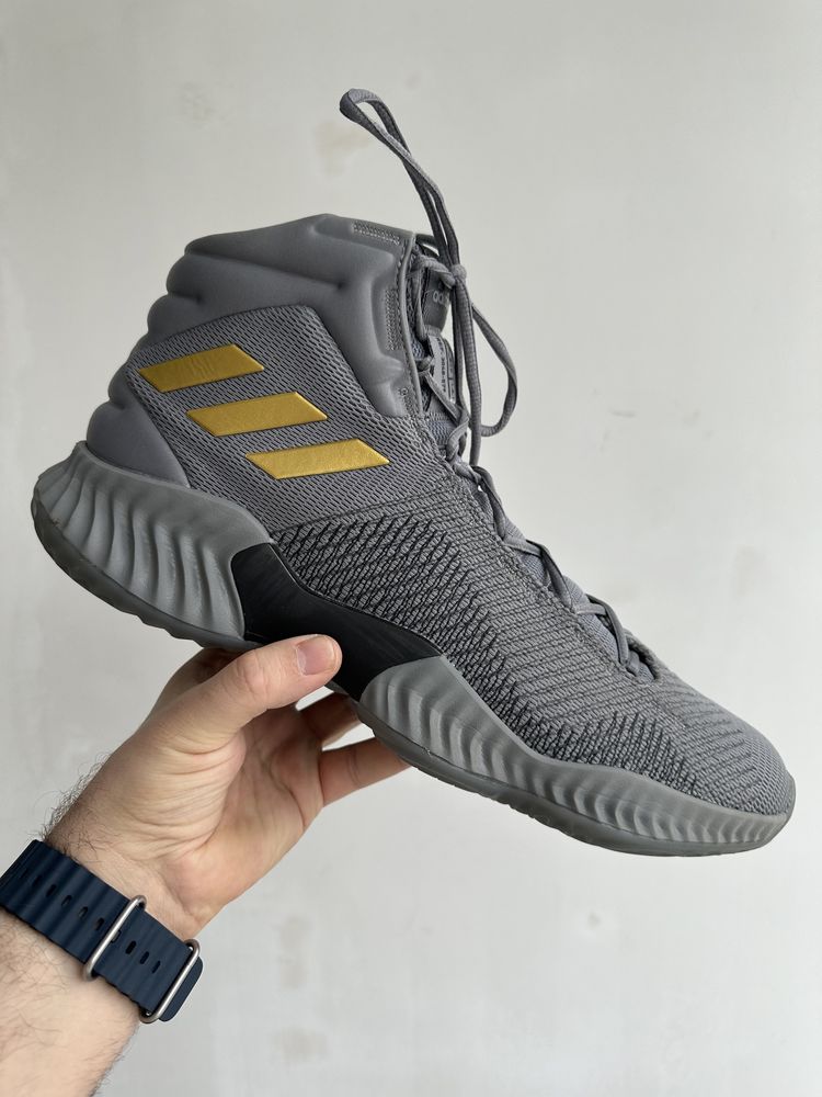 Кросівки баскетбольні  adidas 49,5-32см. Оригінал