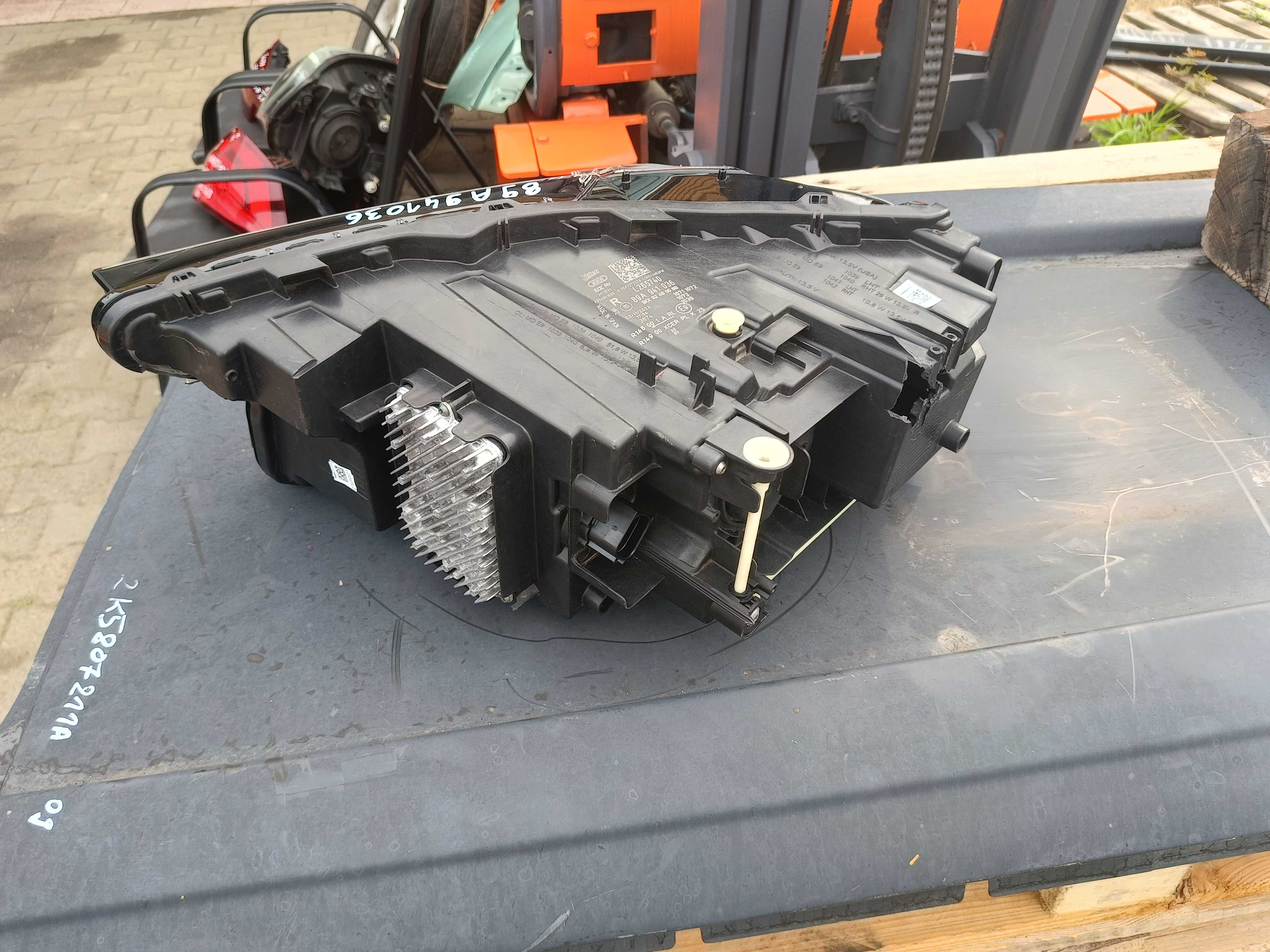 Lampa Audi Q4 E-Tron