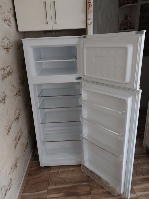 Двокамерний холодильник Prime Technics RTS 1401 M