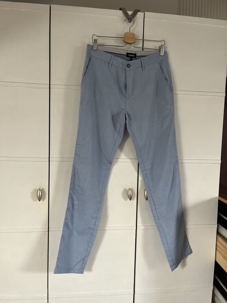 Spodnie chinosy jasnoniebieskie Kubenz 32-34