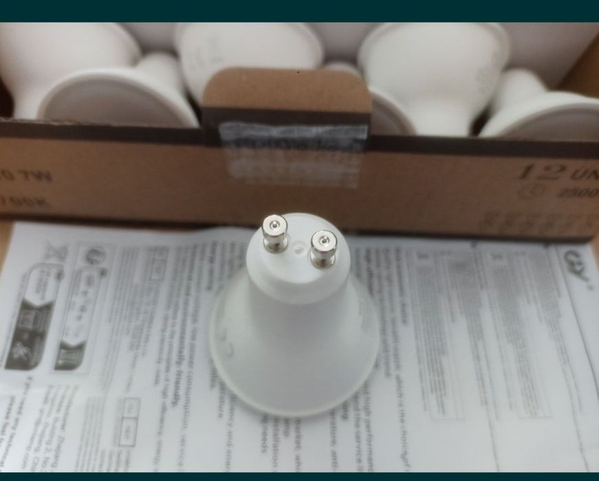 Світлодіодна лампочка GY цоколь GU10 коробка 12штук