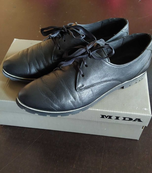 Туфли женские MIDA