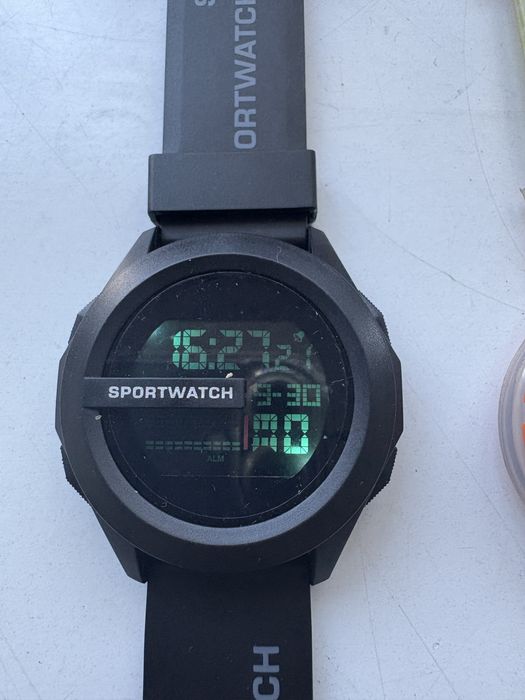 Relogios três relogios 10 euros