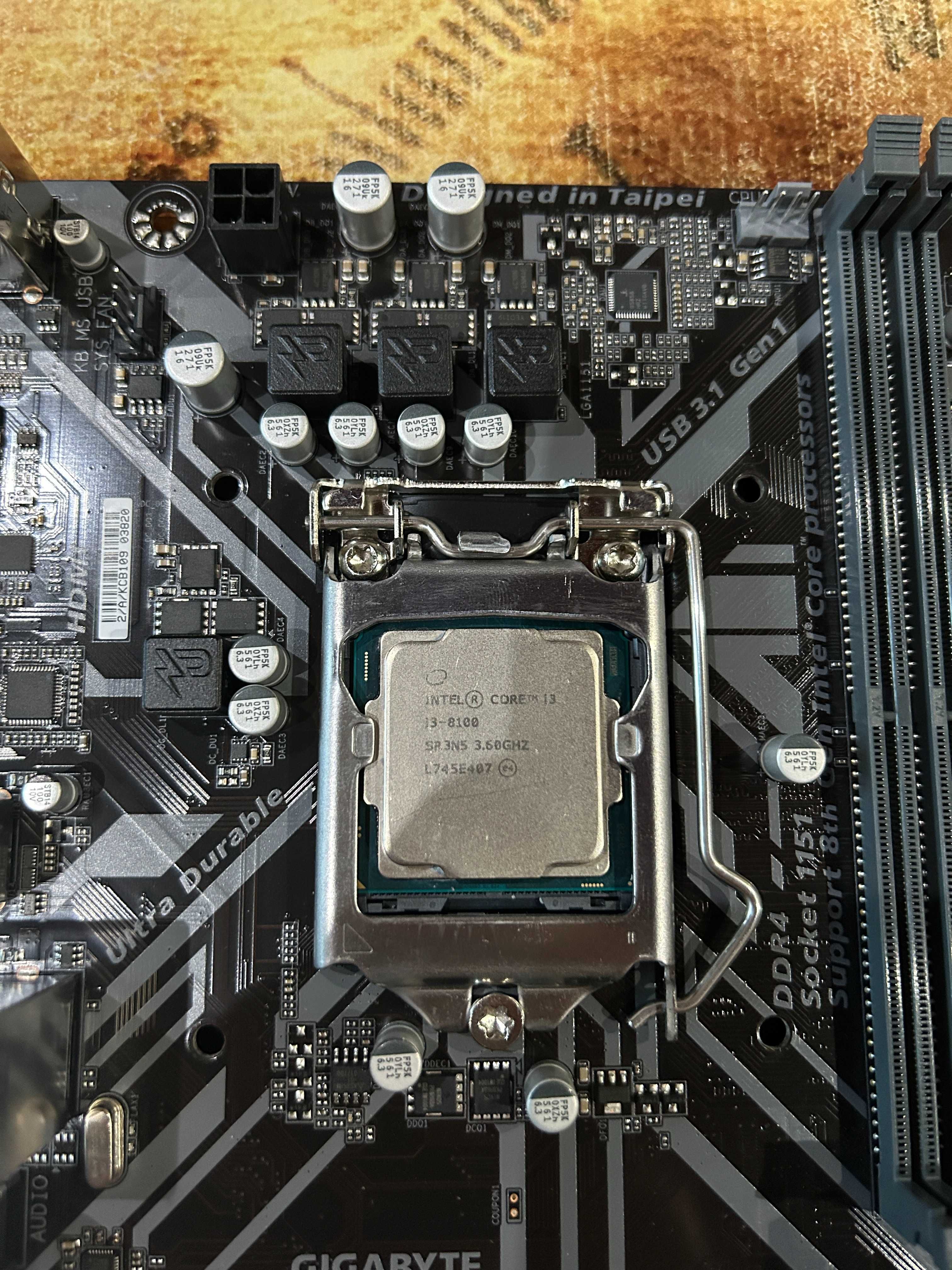 Комплект Intel core i3 8100/9100F + Gigabyte H310M-H LGA1151 + кулер