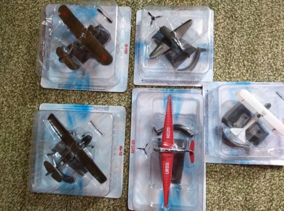 Модели самолётов Deagostini 25 моделей