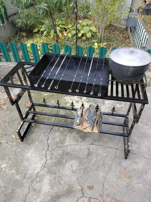 Мангал кований надійний