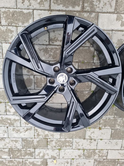 Оригінальні легкосплавні диски SKODA RS LINE 5 × 112 R 21