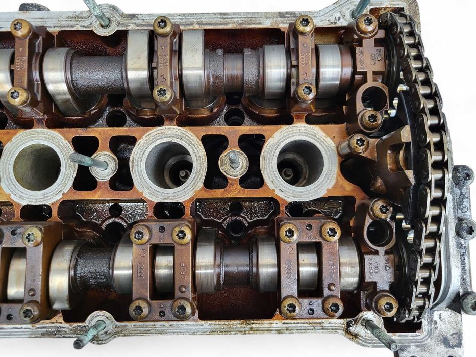 ГБЦ головка блока Audi A4 B5 A6 C5 VW Passat B5 Skoda Octavia 1.8
