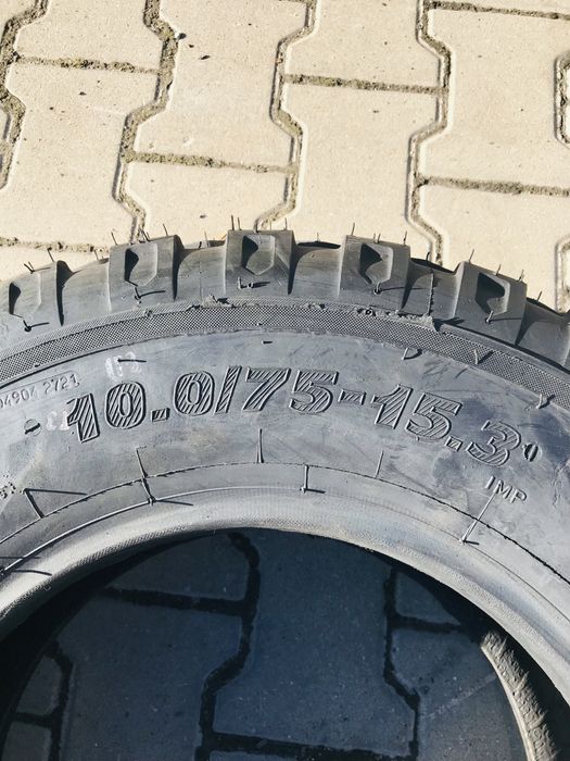 Opona LEŚNA  10.0/75-15.3 /22pr bezdękowe  TL