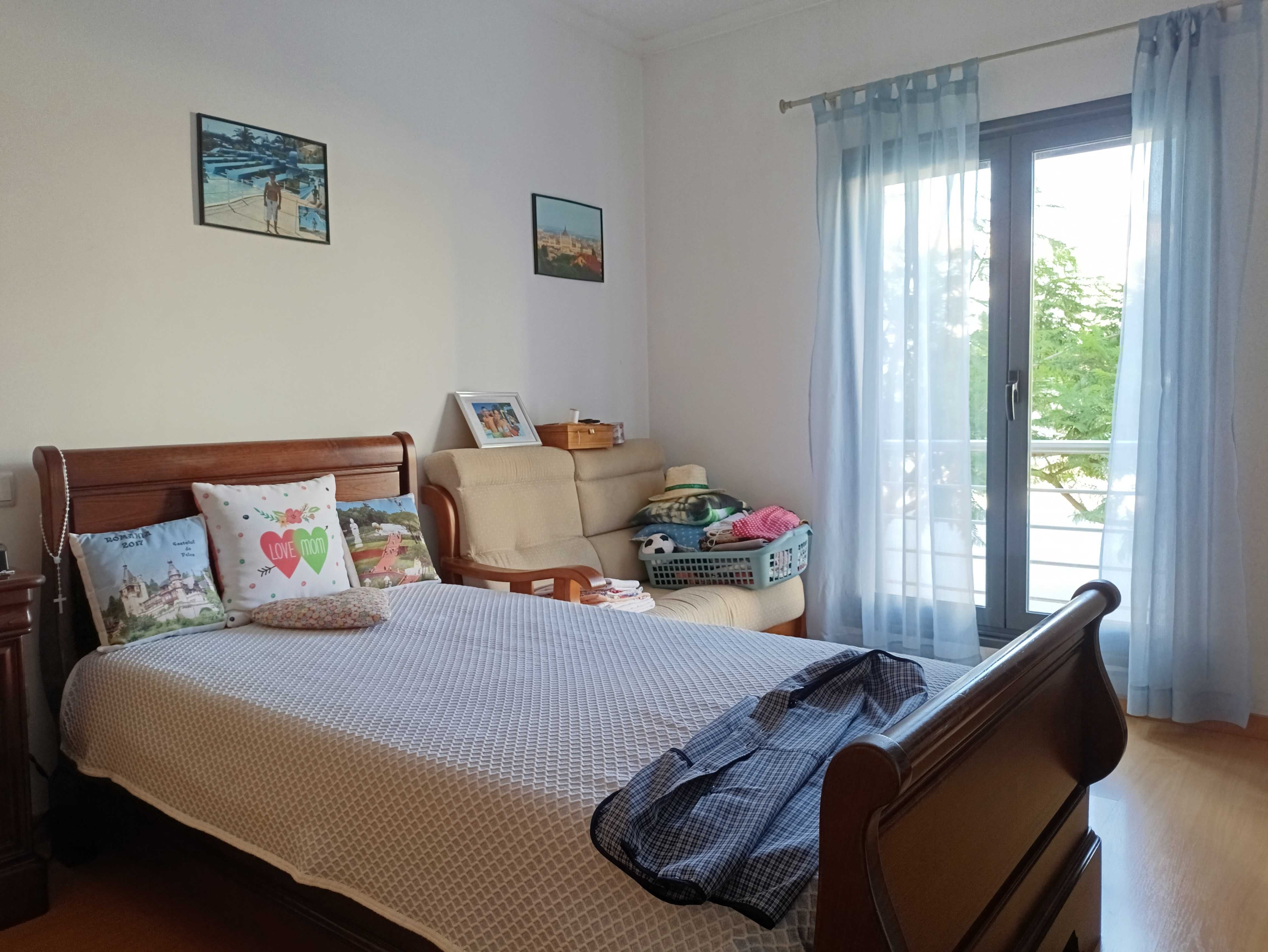 T2 semi-novo Quinta de São Luiz Pereira