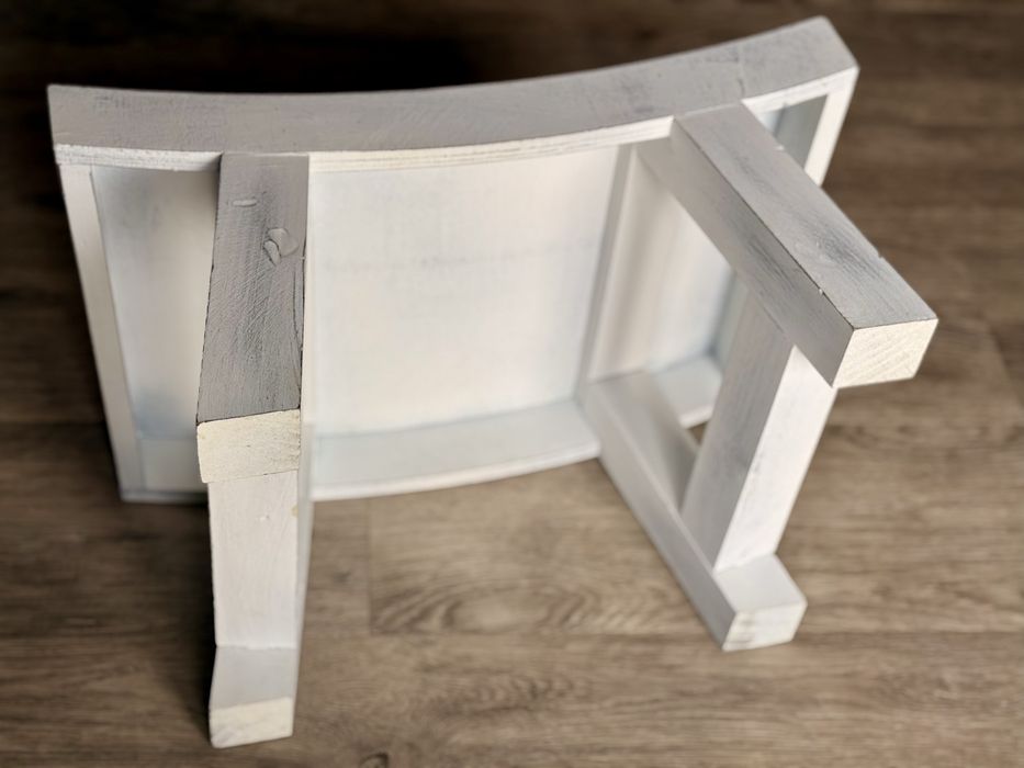 Banco rústico branco vintage fotografia criança