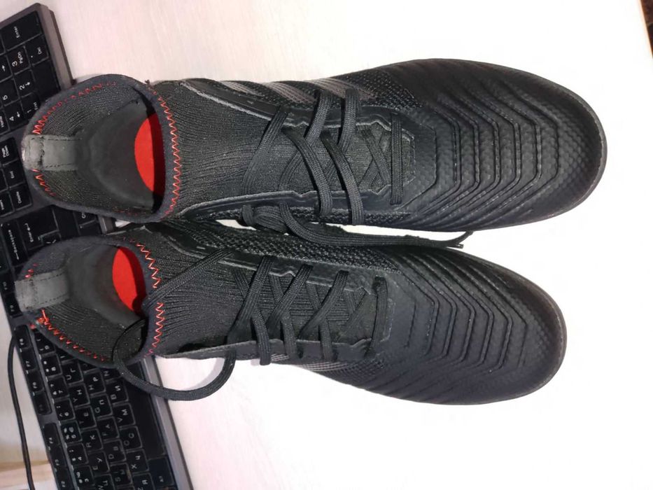 Футзалки, буци Адідас Adidas Predator