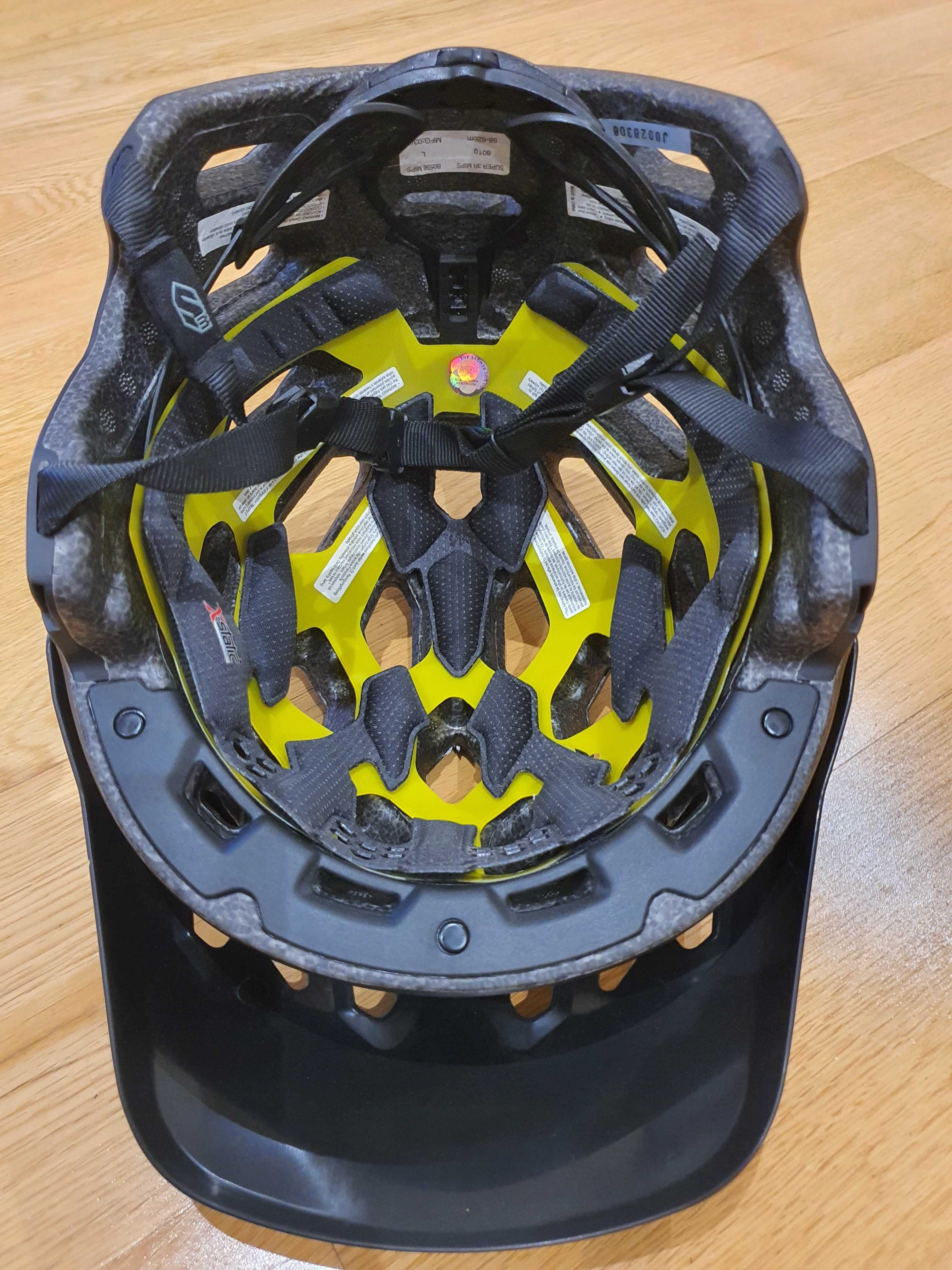 BELL Super DH MIPS, capacete downhill, enduro, tamanho L, como novo