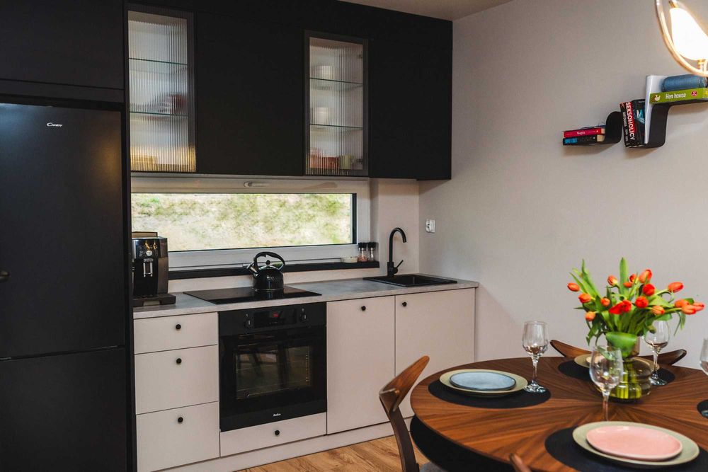 Dom w lesie pod Warszawą - balia  i sauna