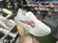 Бігові шосейні кросівки Nike Vaporfly3 ( РОЗМІР 45 )