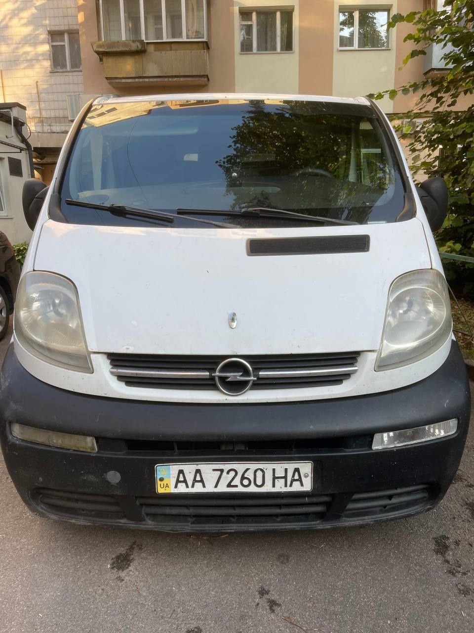 Продам Opel Vivaro 1.9 DTI