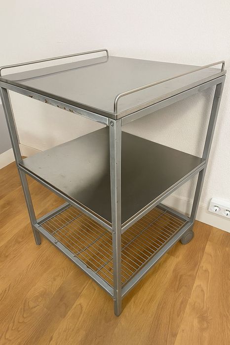 Bancada Inox com roda