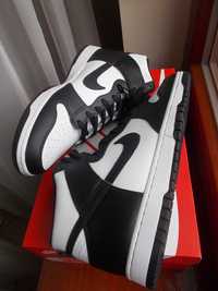 (r. Eur 47 - 30,5 cm) Nike Dunk High Black White Panda DD1399,-105