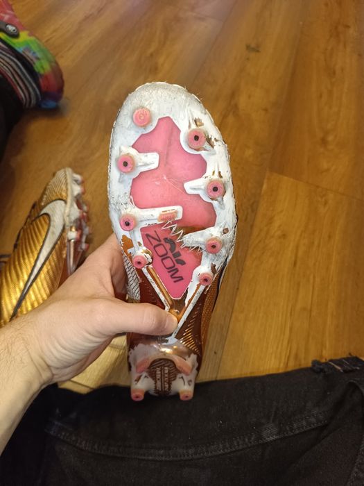 Używane korki profesjonalne Nike Zoom vapor 15 Elite Qatar Ag roz. 43