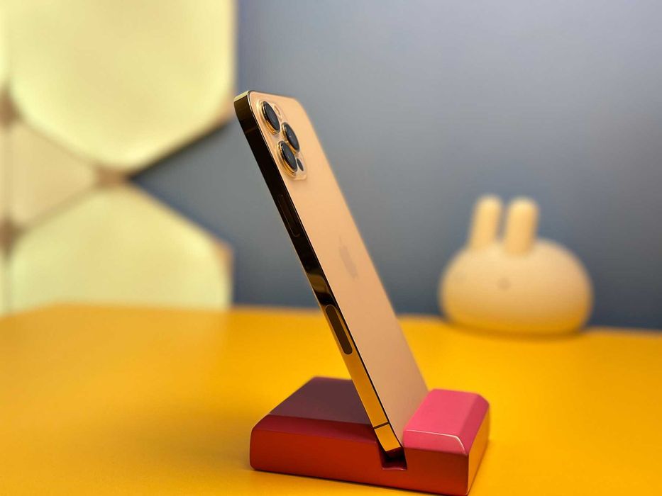 Смартфон Apple iPhone 12 Pro Max 256GB Gold (98743) Б/У З ГАРАНТІЄЮ