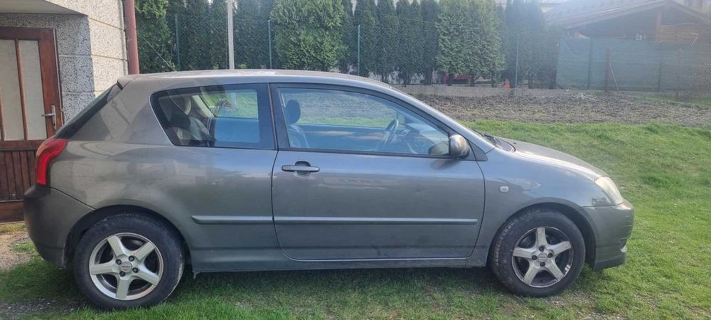 Toyota Corolla E12 2002r 2.0 disesel Hak