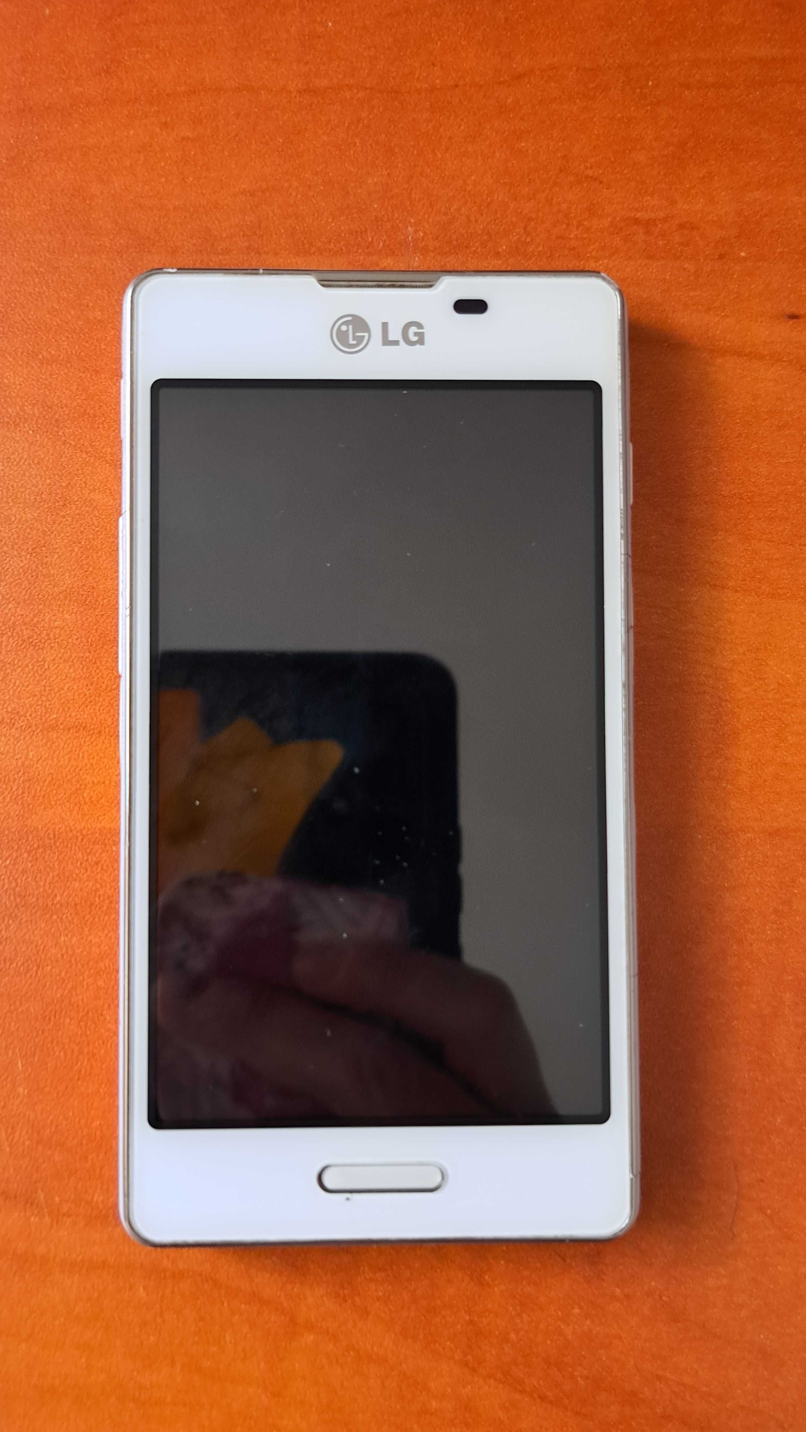 Telefon LG E460 w bardzo dobrym stanie