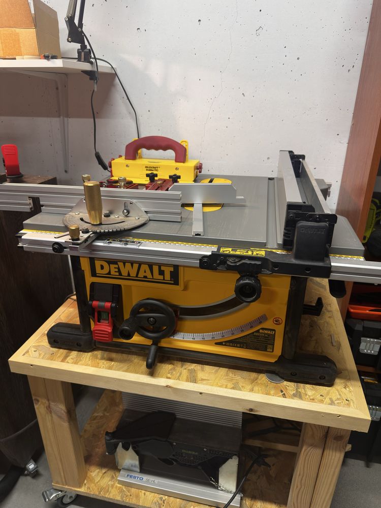 Piła stołowa DeWalt 7492-qs