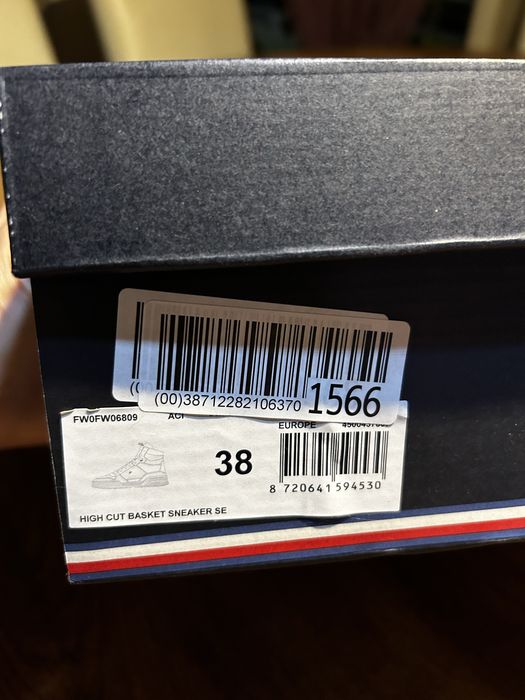 Buty tommy hilfiger 38