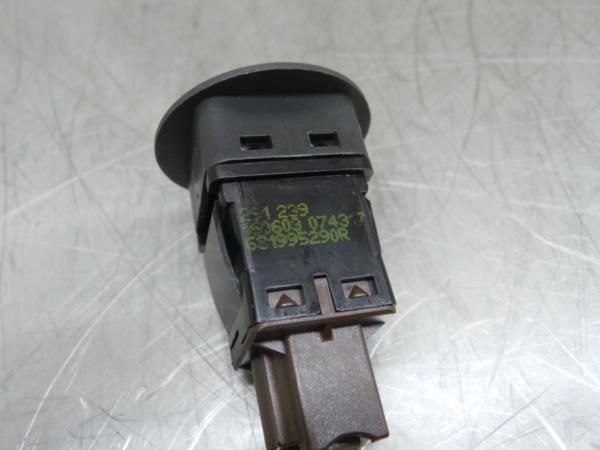 Comando / botão / interruptor multifunções RENAULT Captur (J5_)