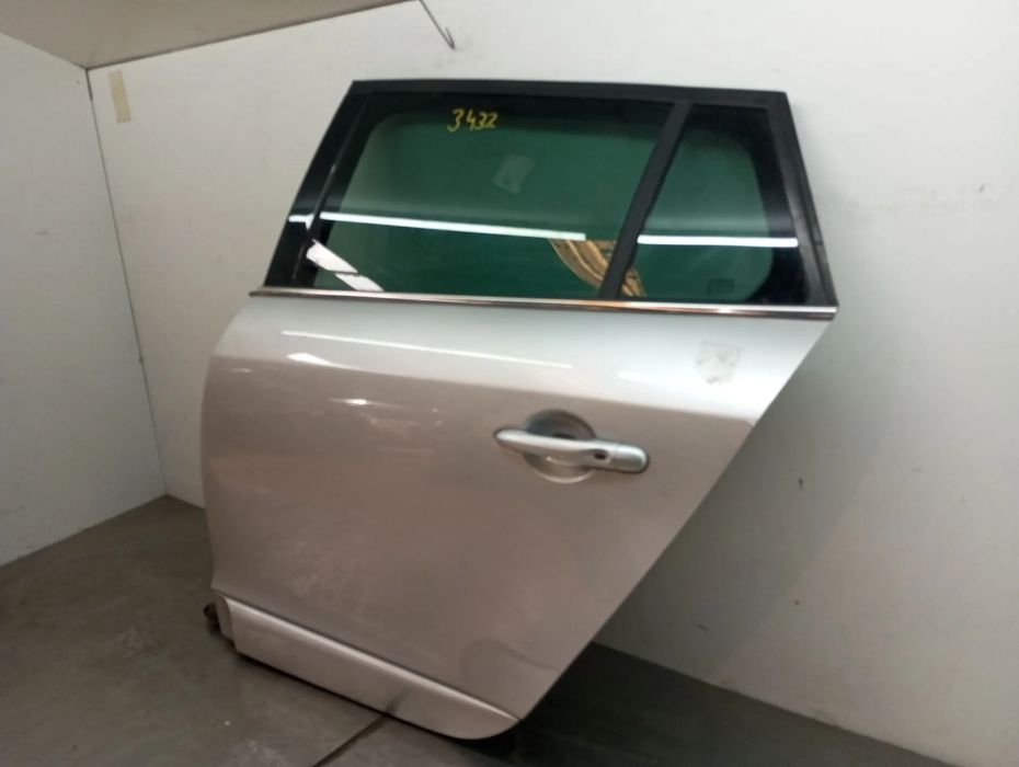 Porta trás esquerda RENAULT Megane III Grandtour (KZ0/1)