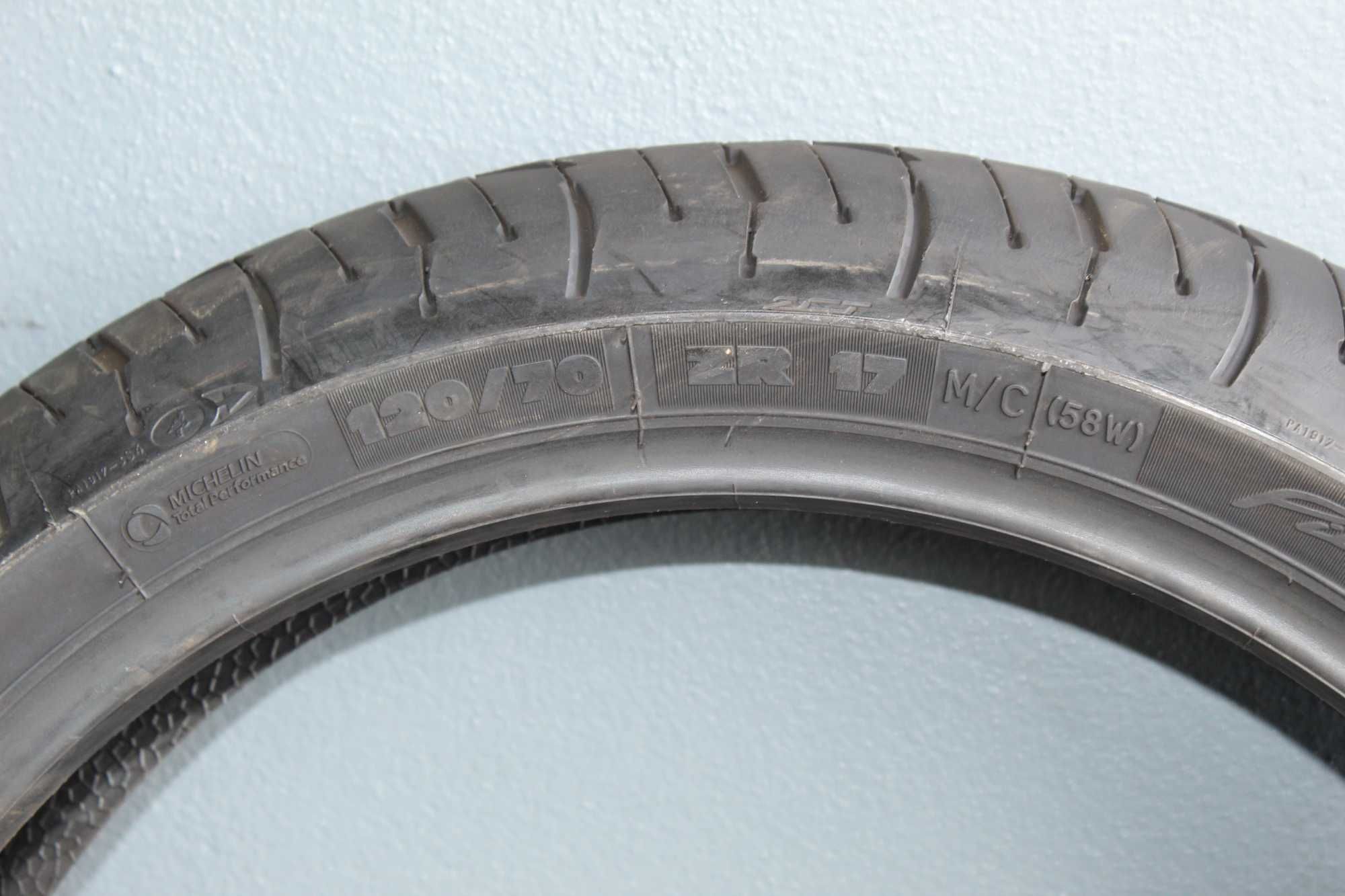 Pneu Usado Michelin Road 4 GT 120/70R17