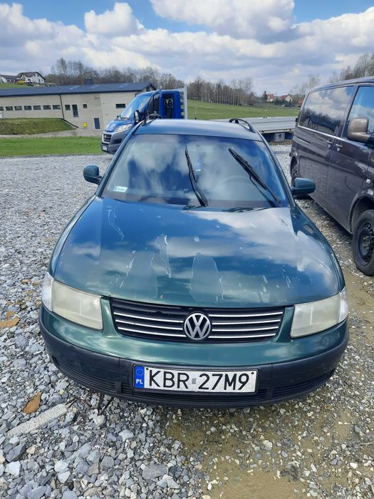 VW Passat uszkodzony B5