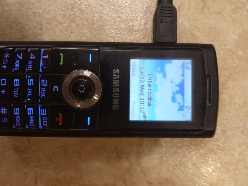 Телефон CDMA Samsung