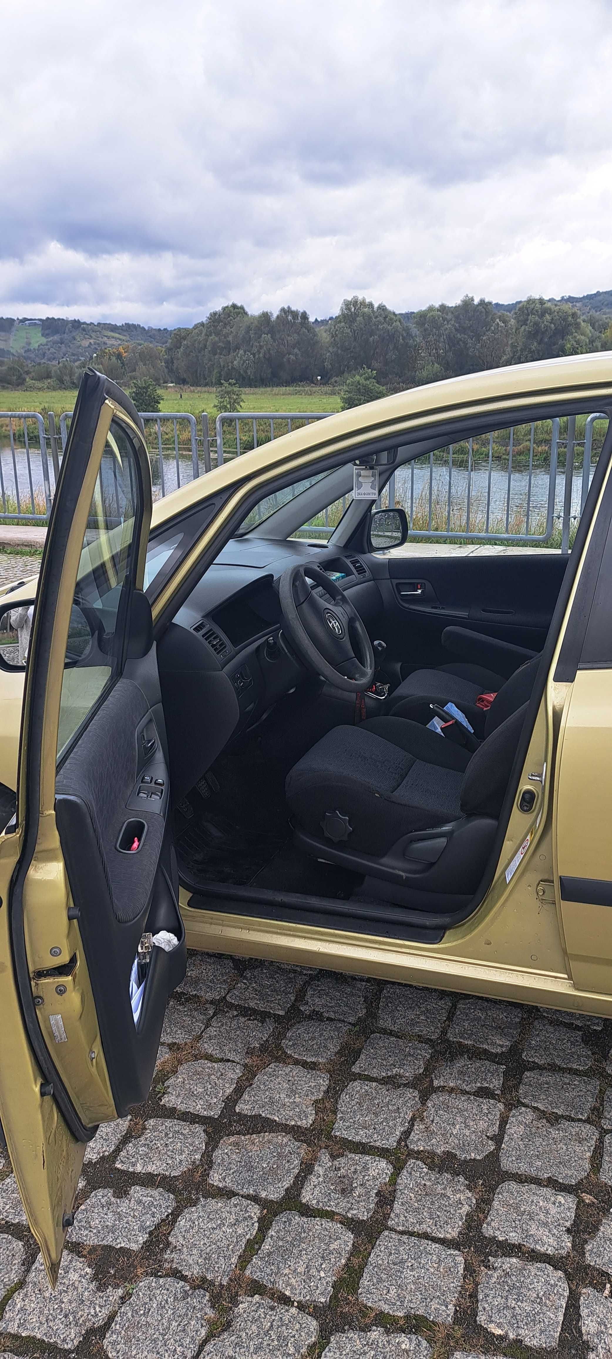 Toyota corolla verso