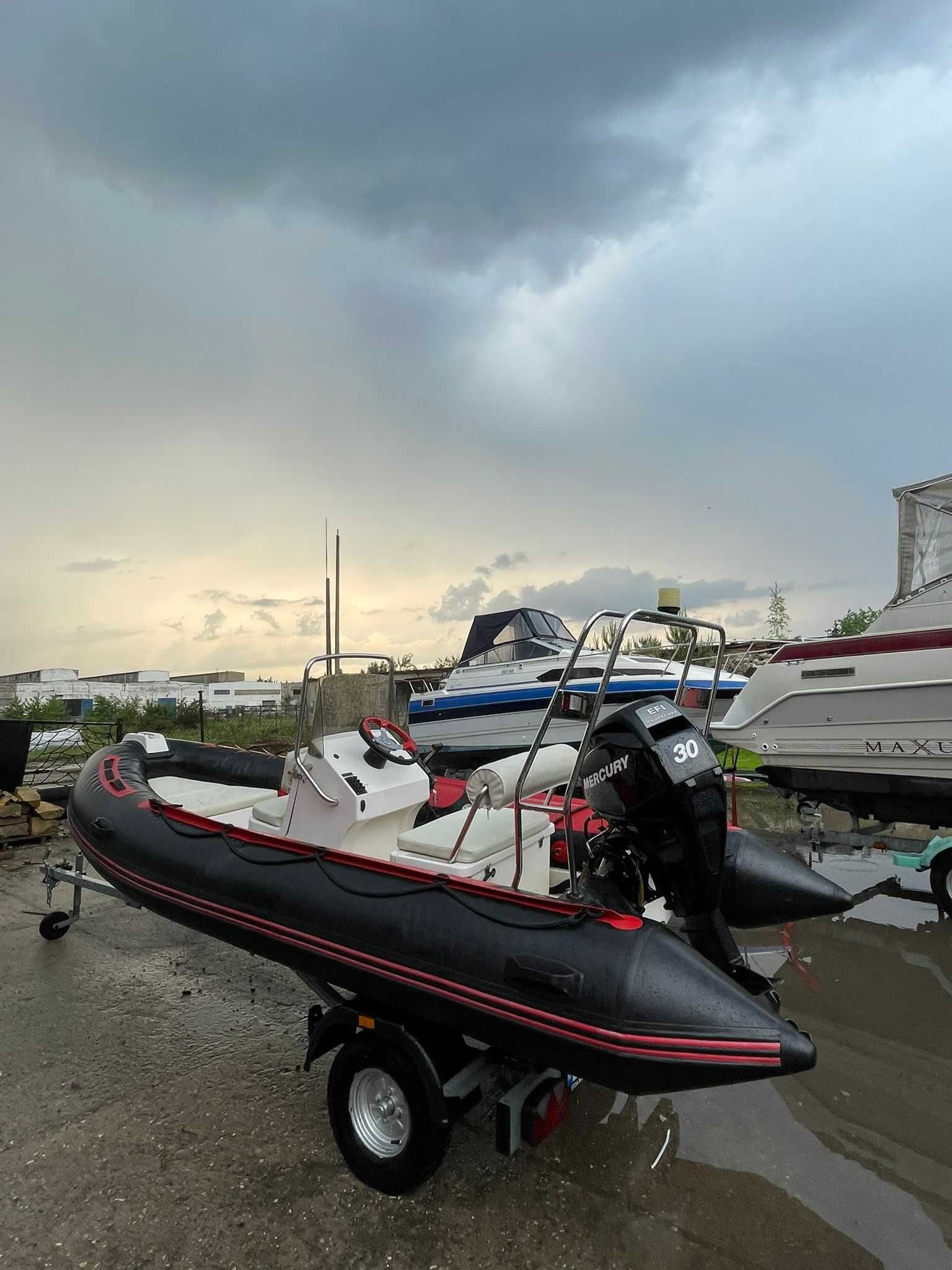 Łódź motorowa z przyczepką rib silnik mercury