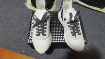 Tênis dsquared2 novos