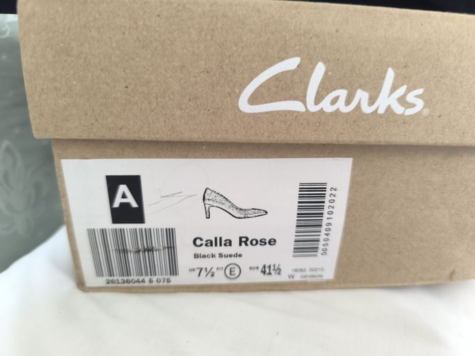 Sapatos altos Clarks pretos como novos oeiras