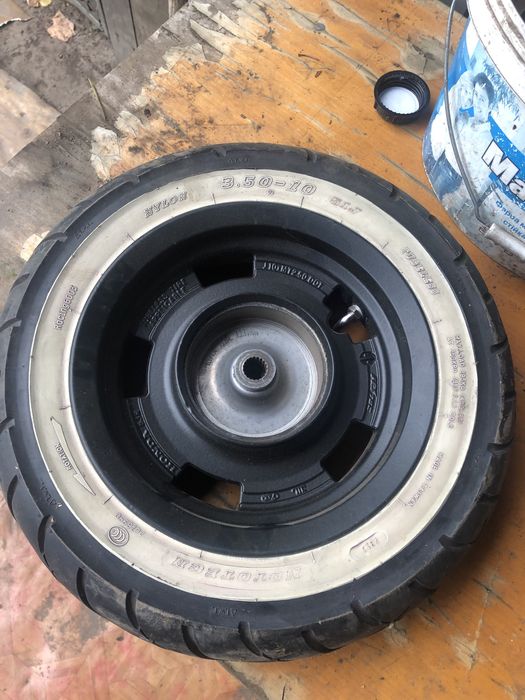 Колесо мопеда скутера 3,50/10 шина