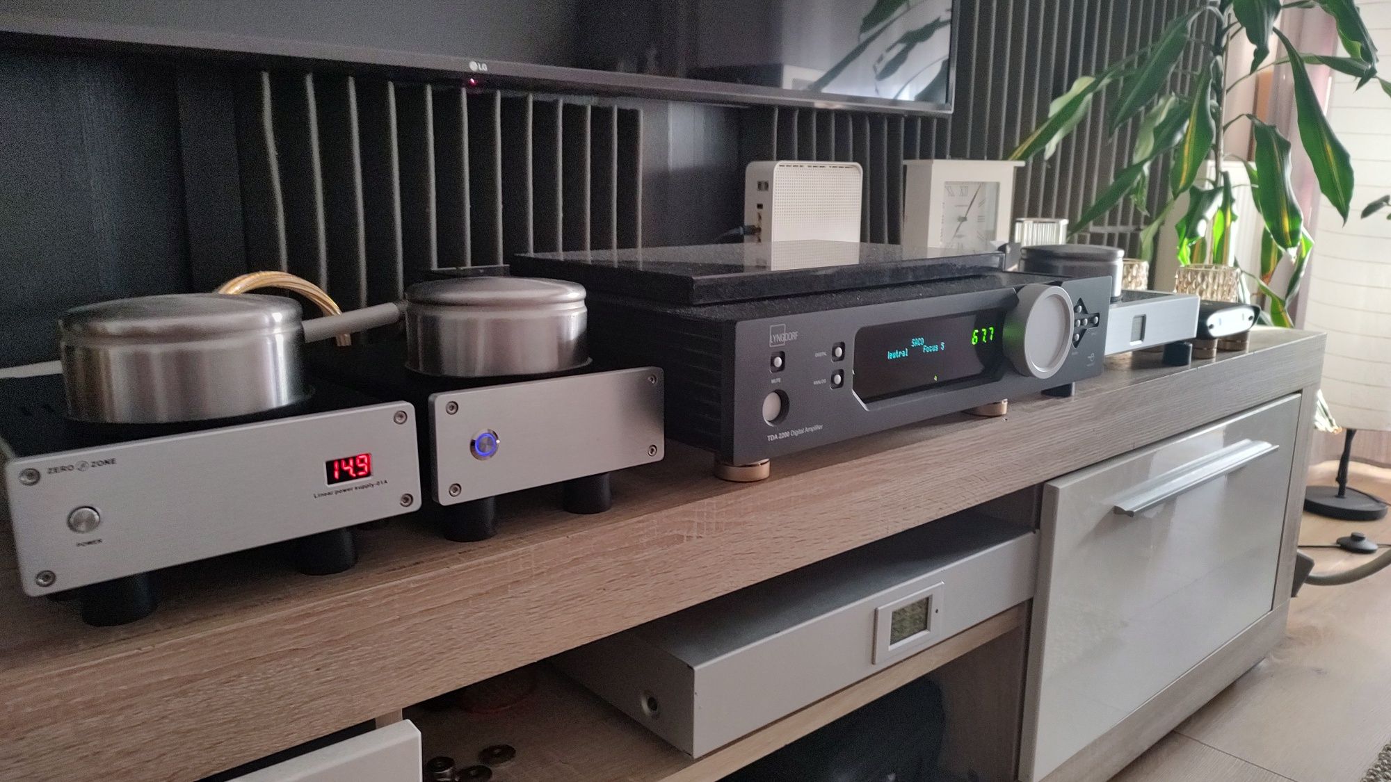 Zasilacz liniowy ultra niski poziom hałasu do audio 15v zerozone