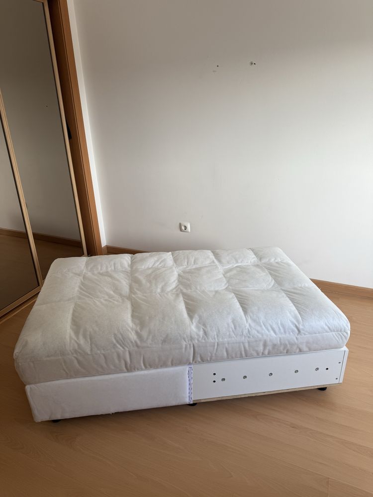 Cama / chaise lounge