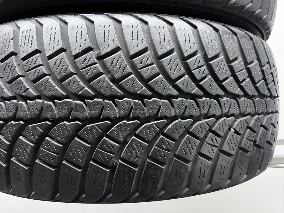 2шт зима 245/45/R19 7мм 2020р Kumho Winter Craft WP71