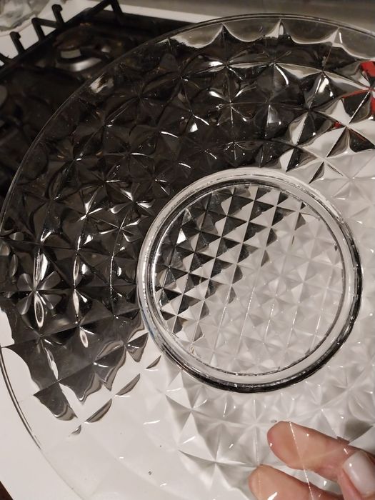 Prato antigo para bolo e tacinha para aperitivos