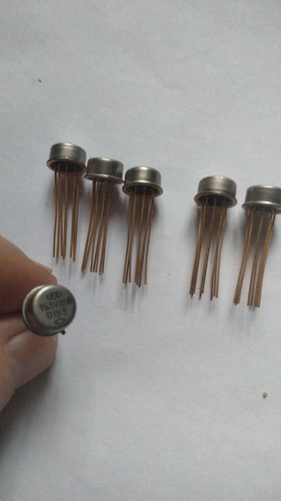 Микросхемы 153УД5Б
