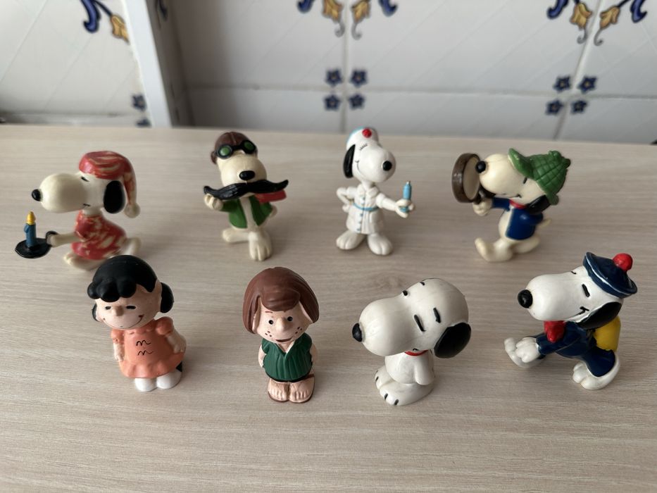 Charlie Brown Snoopy Peanuts United Feature pvc bonecos