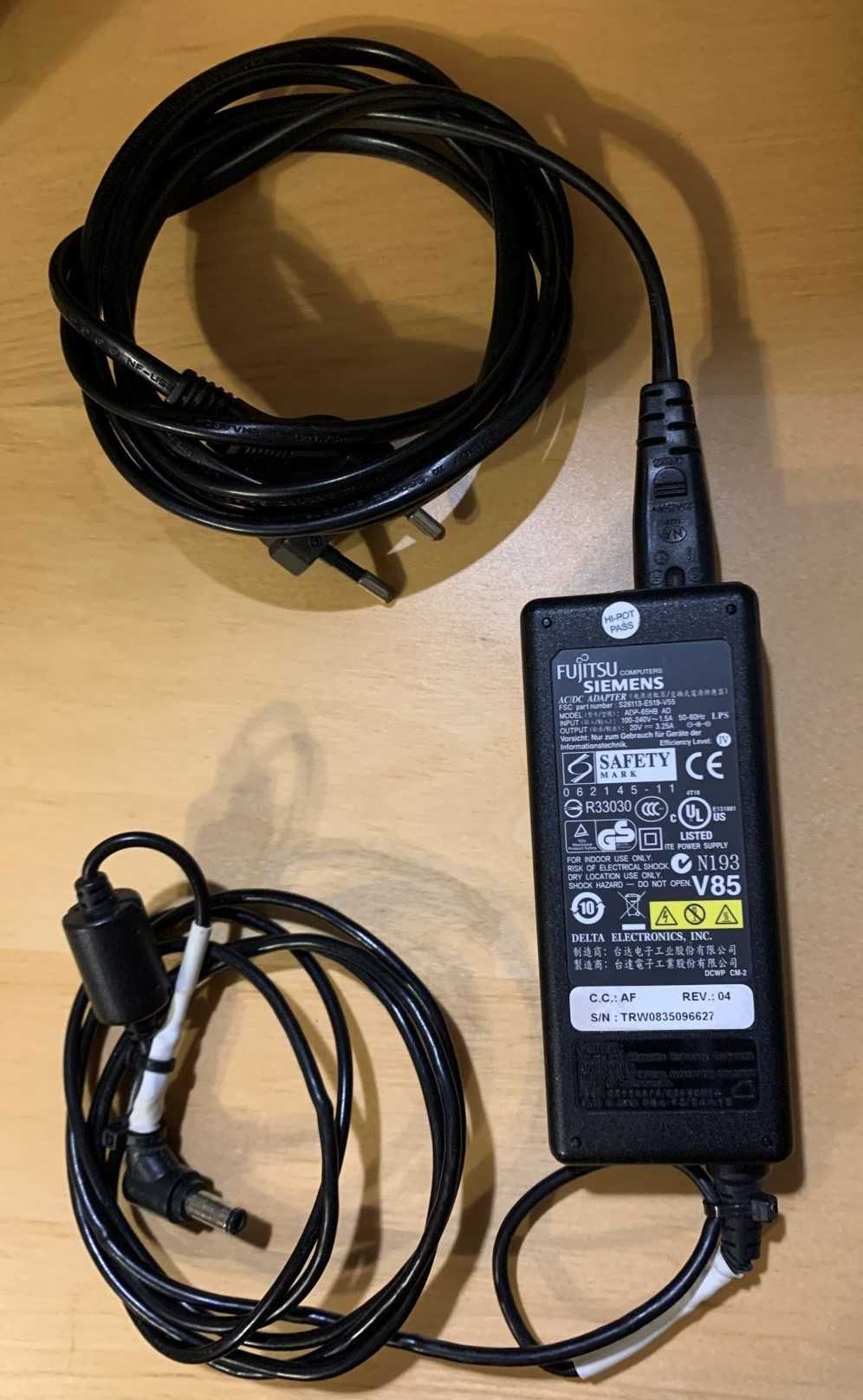 Fujitsu Siemens Amilo Si3655 4GB RAM HDD300GB P8400 2x2,26GHz