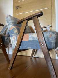 krzesła vitage drewniane