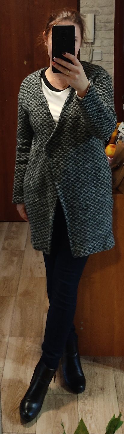 Ciepły gruby sweter płaszcz Reserved r. L 40