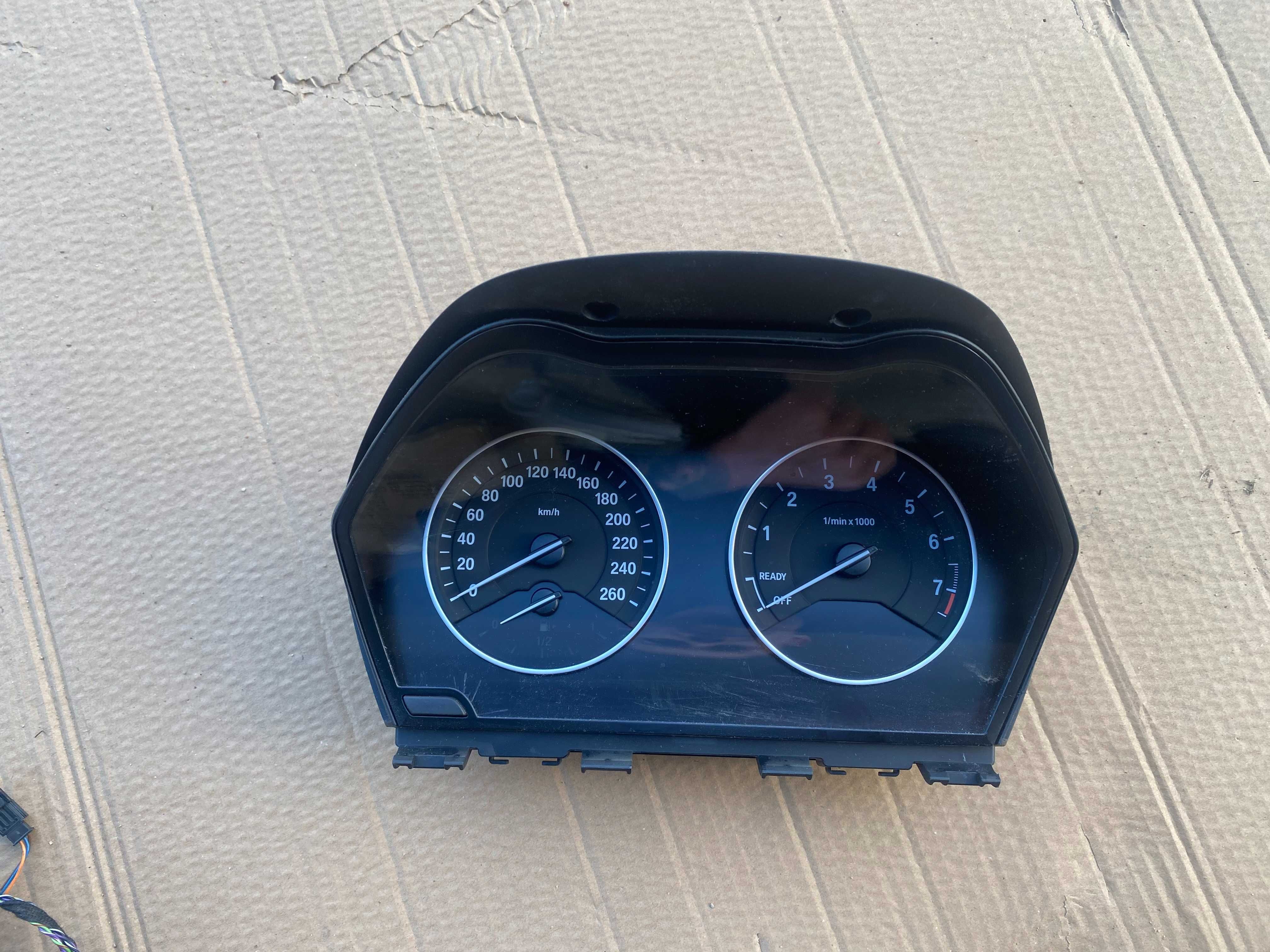 Zegary Licznik Europa Benzyna HUD Headup BMW F45 F46 F48 X1 F39