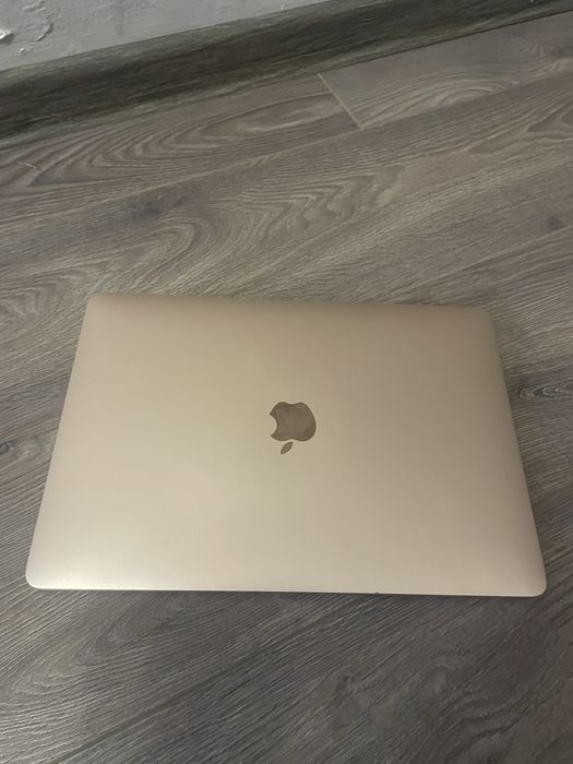 MacBook Air 13 2020(intel i3)